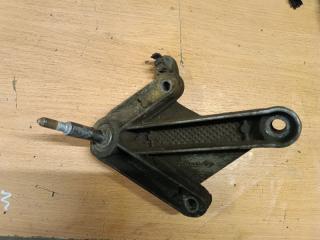 Кронштейн опоры КПП Renault Megane 2 2007 контрактная Кронштейн опоры КПП Renault Megane 2 2007