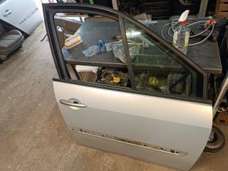 Дверь передняя правая Renault Scenic  2 2004