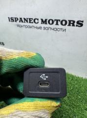 Запчасть usb разъем Mercedes-Benz GLB 2024