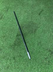 Запчасть молдинг стекла передний левый Porsche Cayenne S 2008