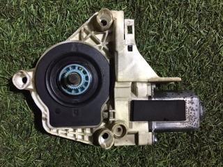 Запчасть моторчик стеклоподъемника задний правый Audi A6 2015