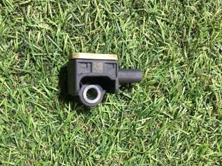 Запчасть датчик airbag BMW 4 2013