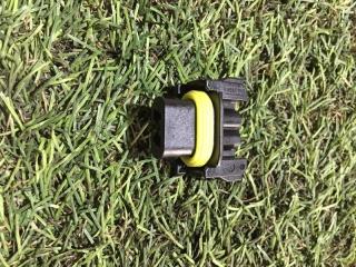 Запчасть разъём электрический Mercedes-Benz G-class