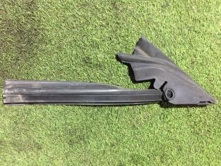 Уплотнитель стекла двери передний правый Audi A7 2010