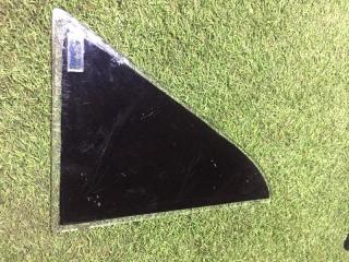 Запчасть форточка задняя правая ВАЗ 2107