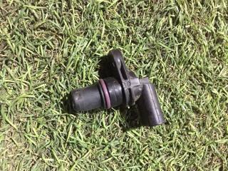 Фото запчасти датчик положения распредвала Audi A6 2011 Б/У запчасть Запчасть датчик положения распредвала Audi A6 2011