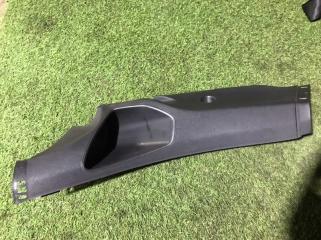 Фото запчасти накладка порога внутренняя левая Ford Focus 2013 Б/У запчасть Запчасть накладка порога внутренняя левая Ford Focus 2013