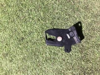 Фото запчасти замок сиденья задний правый Ford Focus 2013 Б/У запчасть Запчасть замок сиденья задний правый Ford Focus 2013