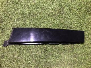 Фото запчасти накладка двери передняя правая Ford Focus 2013 Б/У запчасть Запчасть накладка двери передняя правая Ford Focus 2013