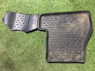 Фото запчасти коврик салона Ford Focus 2013 Б/У запчасть Запчасть коврик салона Ford Focus 2013