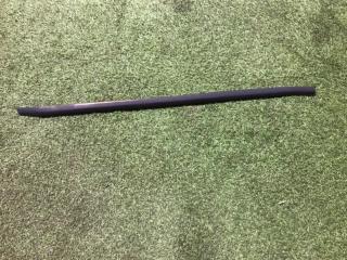 Фото запчасти молдинг стекла двери задний левый Ford Focus 2013 Б/У запчасть Запчасть молдинг стекла двери задний левый Ford Focus 2013