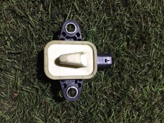 Запчасть датчик удара Audi RS7 2014