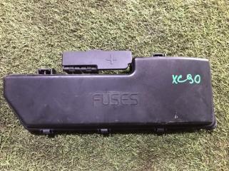Запчасть крышка блока предохранителей Volvo XC90