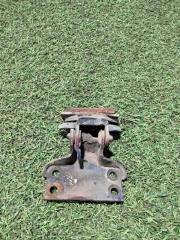 Запчасть петля двери передняя правая Land Rover Discovery 1993