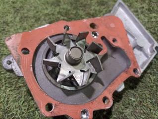 Насос водяной Renault Logan