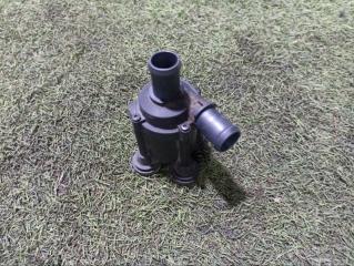 Запчасть насос системы охлаждения Porsche Cayenne Turbo 2020