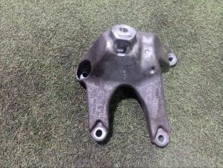 Запчасть кронштейн двигателя Porsche Cayenne Turbo 2020