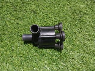 Запчасть насос системы охлаждения Audi Q7 2016