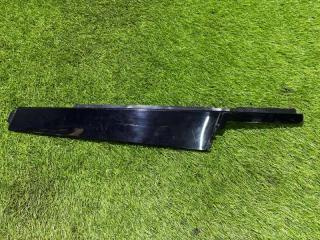 Запчасть накладка стойки двери передняя правая Land Rover Velar 2019