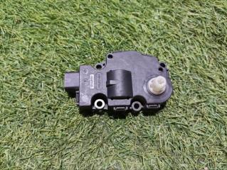 Запчасть моторчик заслонки печки Land Rover Velar 2019