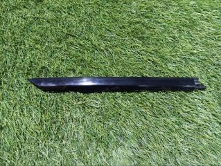 Запчасть молдинг стекла двери передний правый Land Rover Velar 2019