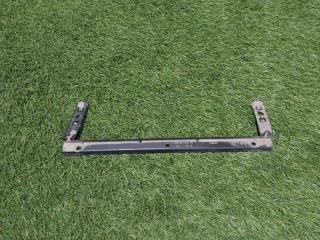 Запчасть кронштейн Porsche Cayenne Turbo coupe 2020