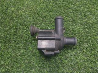 Запчасть насос системы охлаждения Audi Q7 2016