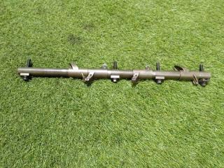 Запчасть ось коромысел Jeep Grand Cherokee