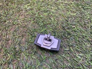 Запчасть тумблер АЗЛК(Москвич) 412 1989