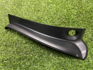 Запчасть накладка водостока задняя правая Mini Countryman