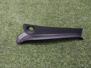 Запчасть накладка фонаря задняя левая Mini Countryman