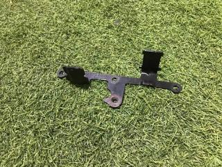 Кронштейн Porsche Cayenne 2018