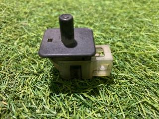 Запчасть концевик двери Mercedes-Benz E-Class