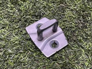 Запчасть ответная часть замка двери BMW 3-Series 2018