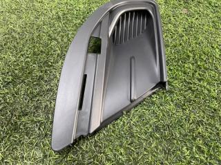 Рамка противотуманной фары левая Granta FL