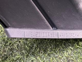 Рамка противотуманной фары левая Granta FL