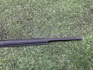 Уплотнитель стекла двери задний правый Granta