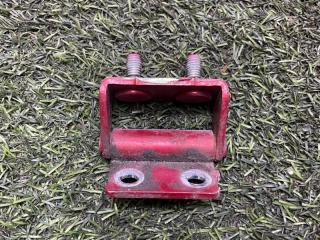 Запчасть петля багажника Mitsubishi Outlander