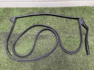 Запчасть уплотнитель двери задний левый Chery Tiggo 7 Pro Max