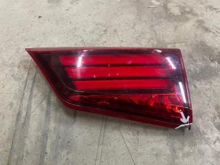 Запчасть фонарь внутренний задний правый Mitsubishi Outlander