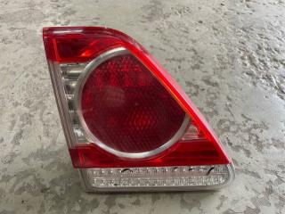 Запчасть фонарь внутренний задний левый Toyota Corolla
