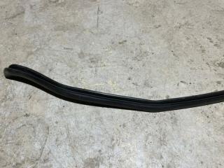 Уплотнитель двери передний правый X5M 2021 F95