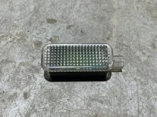 Фото запчасти плафон салонный Audi A6 Б/У запчасть Запчасть плафон салонный Audi A6