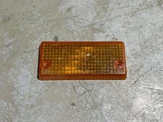 Запчасть стекло подфарника Лада 2101