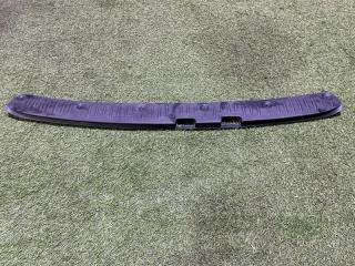 Запчасть накладка замка багажника lada Largus