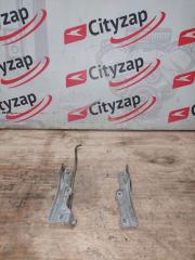 Фото запчасти петля капота передняя SUBARU VIVIO 1997 контрактная запчасть Запчасть петля капота передняя SUBARU VIVIO 1997