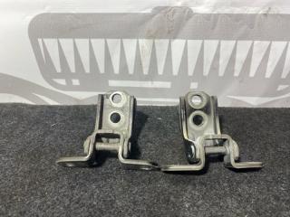 Запчасть петля двери передняя левая RENAULT KOLEOS 2011