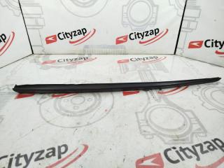 Запчасть молдинг лобового стекла левый AUDI A6 2013