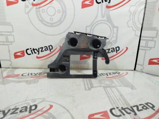 Запчасть клипса бампера задняя правая AUDI A6 2013