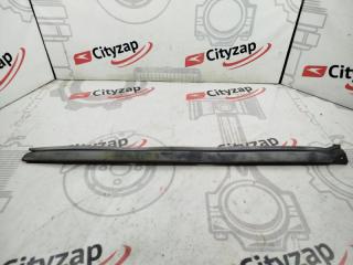 Запчасть молдинг лобового стекла DODGE CHARGER 2008